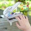 Mini piano ,zongora gyerekeknek ,led világítással,fehér