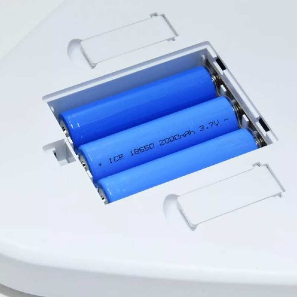 Hordozható Háromlapátos USB Ventilátor, Összecsukható, LED Világítás, Mobiltelefon Tartóval
