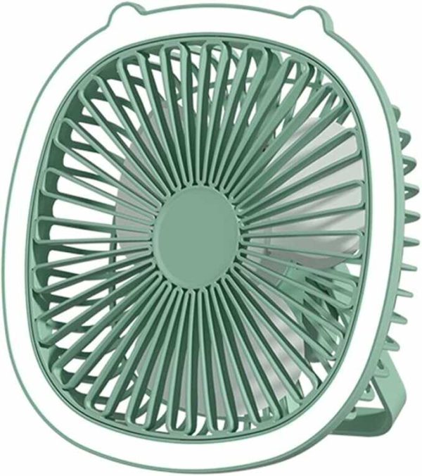 Hordozható Asztali Ventilátor F12 – Beépített Fénnyel és USB Töltéssel Ez a multifunkciós F12 modell egy kompakt és sokoldalú hordozható asztali ventilátor, amely beépített fénnyel is rendelkezik, így tökéletes társ a hűsítéshez és megvilágításhoz otthon, az irodában vagy a szabadban. Kettős Funkció, Bárhová Elhelyezhető A F12 ventilátor nem csupán asztali használatra alkalmas; függeszthető kialakításának köszönhetően könnyedén átalakítható mennyezeti ventilátorrá másodpercek alatt. Ez a kettős felhasználhatóság teszi rendkívül praktikussá: elhelyezhető hálóteremben, kempingezéskor, éjjeliszekrényen, vagy akár íróasztalon is, biztosítva a hűvös légáramot a helyiség minden sarkában. Hatékony Hűsítés és Hosszú Üzemidő A ventilátor háromfokozatú sebességszabályozással rendelkezik, így mindig az igényeihez igazítható: 1. fokozat: Enyhe, alváshoz ideális légáram. 2. fokozat: Természetes szél érzetét keltő fuvallat. 3. fokozat: Erős, hűsítő légáram a meleg ellen. Beépített, nagy kapacitású, 1200 mAh-s akkumulátorával mindössze 3 óra töltés után akár 5,5 órás vezeték nélküli üzemidőt biztosít. A három Vortex ventilátorlapát széles szögű légáramlást garantál, ami hatékony és stabil légmozgást eredményez, eloszlatva a levegőt a nagyobb területeken is. Beépített Világítás és Esztétikus Megjelenés Ez a modell nemcsak hűsít, hanem beépített fénnyel is rendelkezik, ami különösen hasznos éjszaka vagy kempingezéskor. A ventilátor gyűrűje körül elhelyezkedő világítás kellemes fényt biztosít. Megjelenése modern és esztétikus. A Csomag Tartalma: 1 db Hordozható Asztali Ventilátor F12 1 db USB töltőkábel