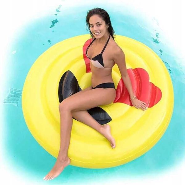 Óriás Emoji kör alakú pihenőmatrac strandmatrac 150 cm