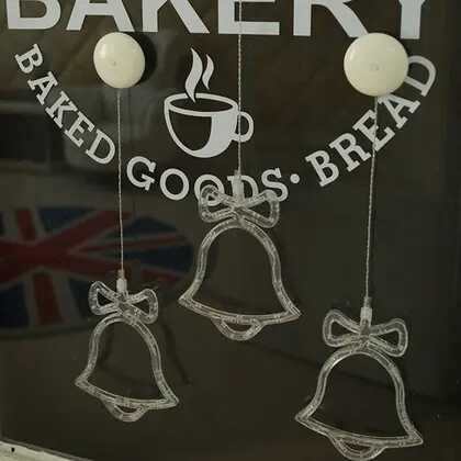 Aigostar Harang Ablak és karácsonyfa Dekoráció, 10 LED, elemes, melegfehér 20 cm