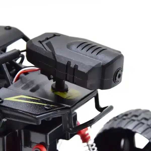 Kamerás off road távirányítós kaszkadőr autó ,6 kerekű , okostelefonnal vezérelhető