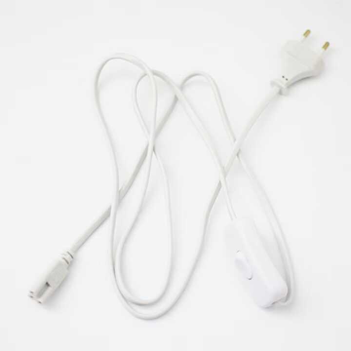 Hálózati Kábel Kapcsolóval és Csatlakozóval LEd lámpákhoz - 1,5 Méteres, IEC C7/C8 Csatlakozóval