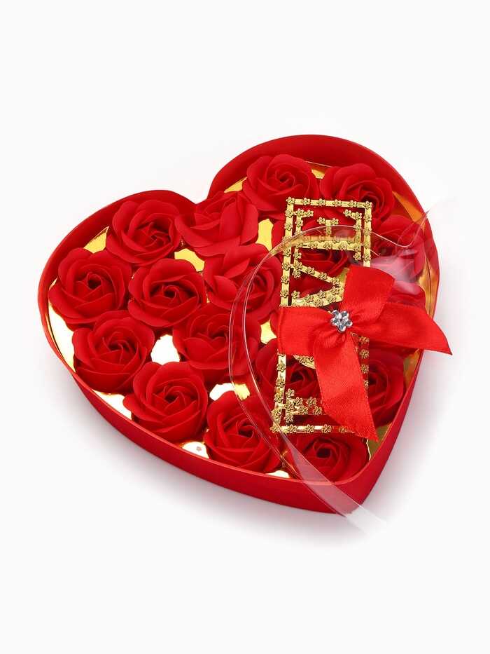 Örök rózsa box felírattal és szívalakú dobozban választható színben