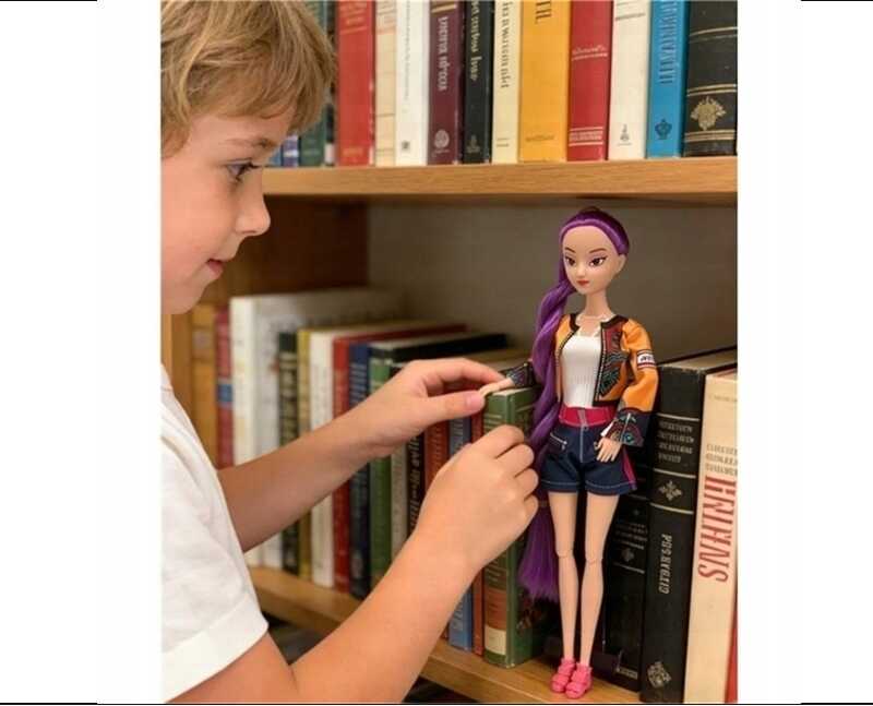 K-pop Demon Hunters Rumi játék baba , 30 cm